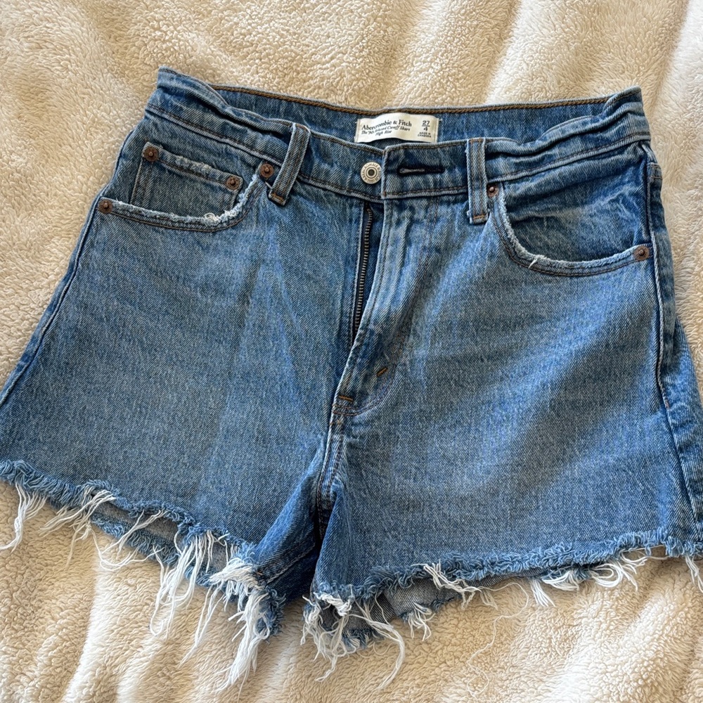 90s Relaxed Cutoff Shorts